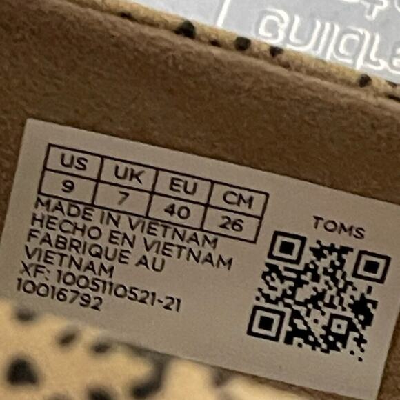 TOMS Michelle Tiny Cheetah Print Peep Toe Wedge Sandal NWOT 9 - Picture 7 of 7